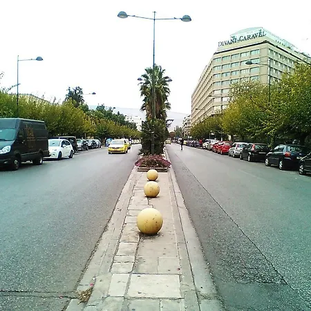 Tranquil Apt, Behind Caravel Area Apartment Athens