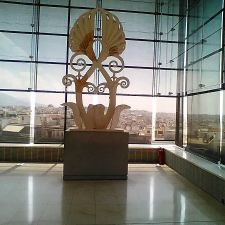 Tranquil Apt, Behind Caravel Area *