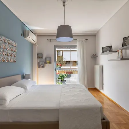 Tranquil Apt, Behind Caravel Area * Athens